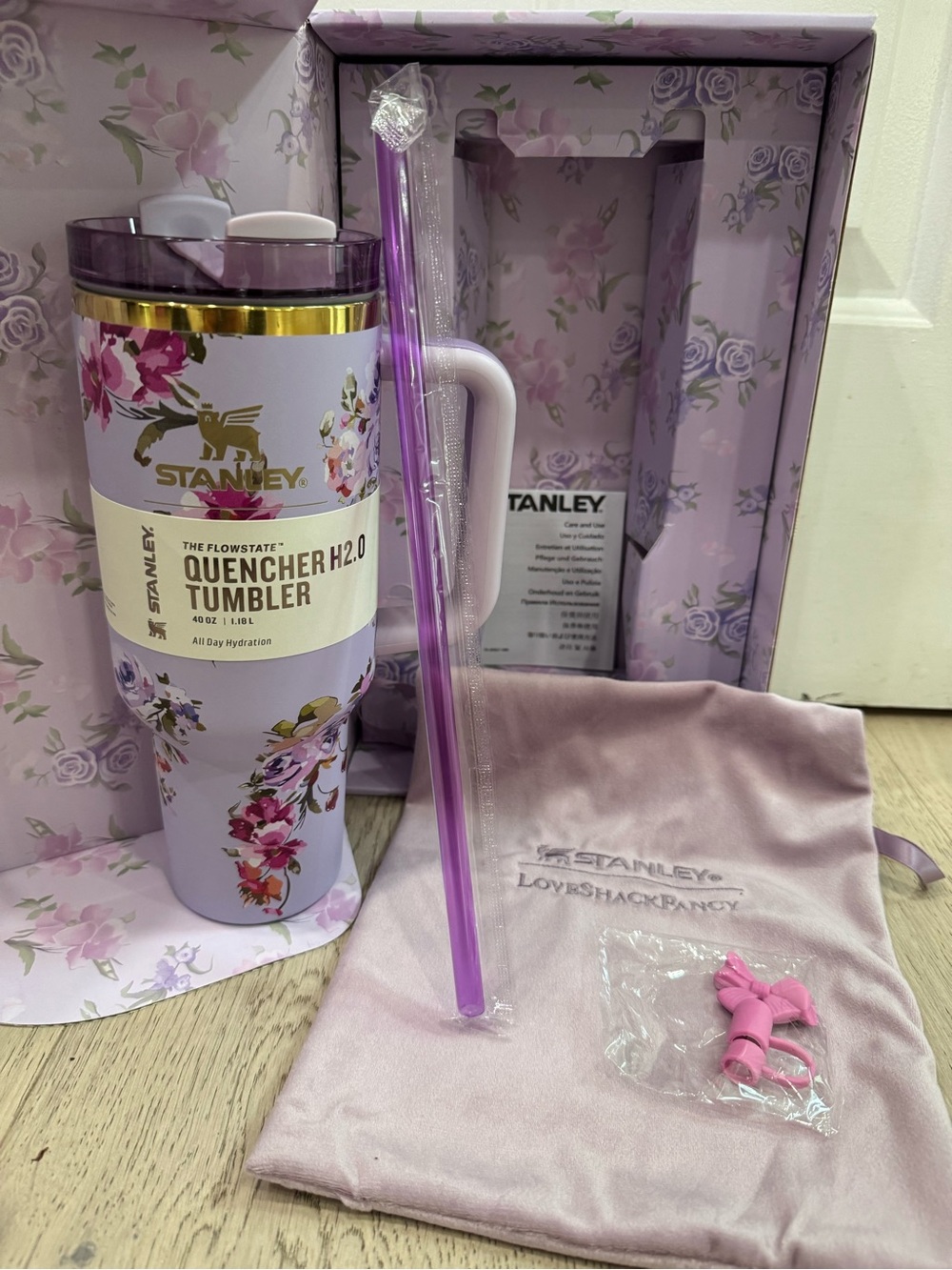 NIB Stanley LoveShackFancy Limited Edt FlowState Quencher H2.0 Tumbler 40oz
